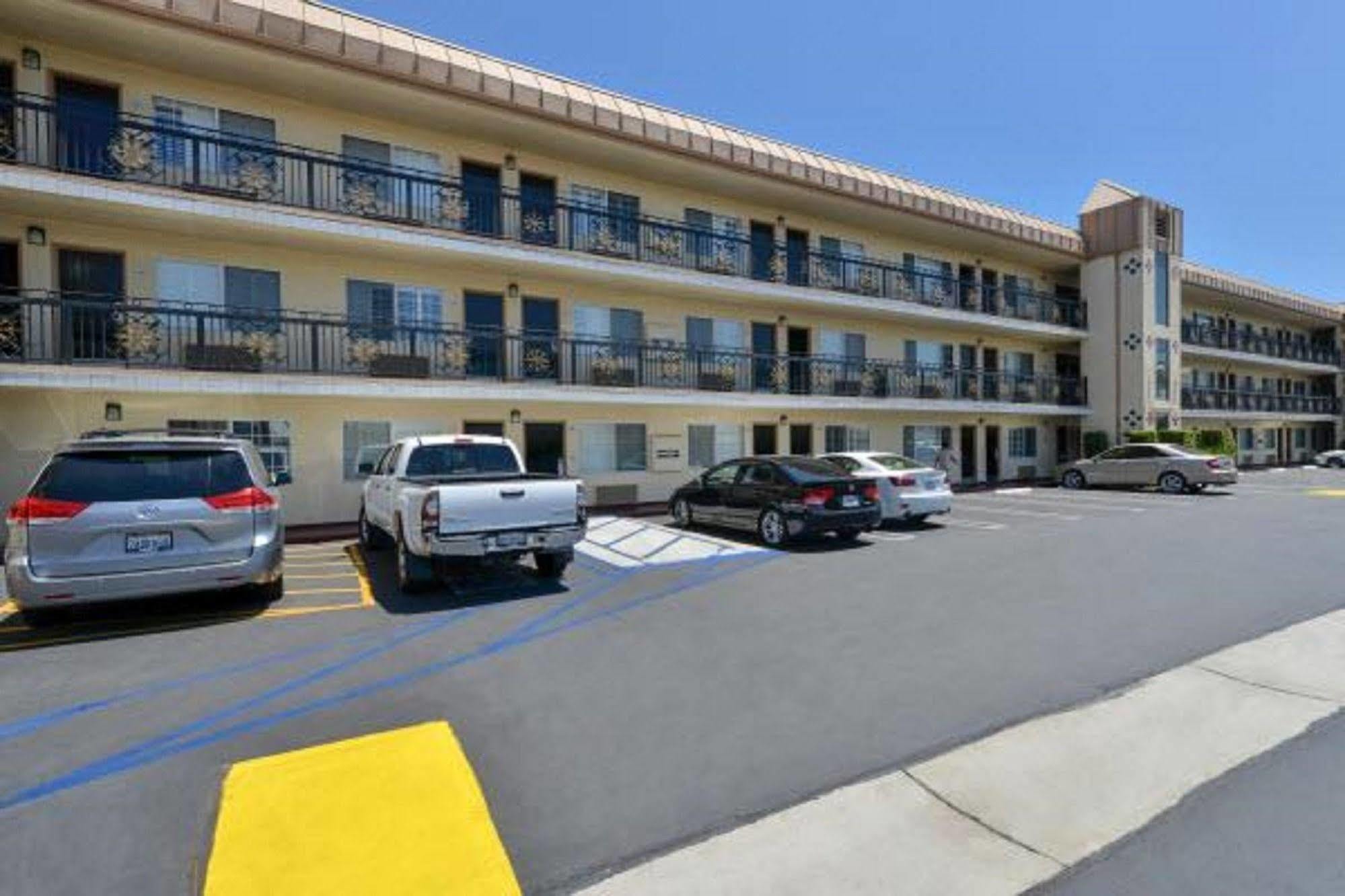 Hotel Heritage El Monte Kültér fotó