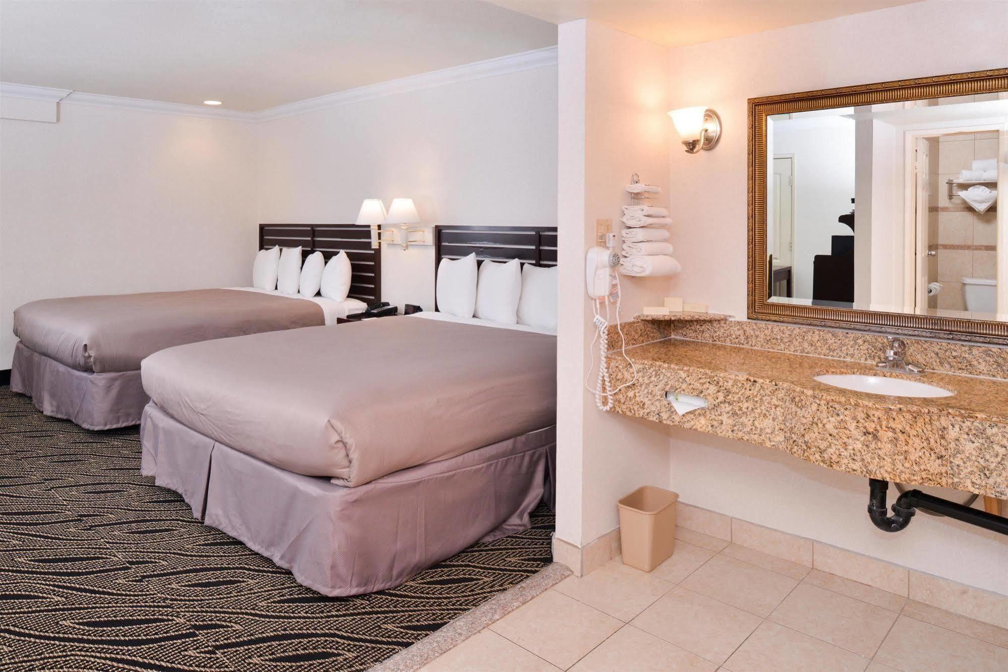 Hotel Heritage El Monte Kültér fotó